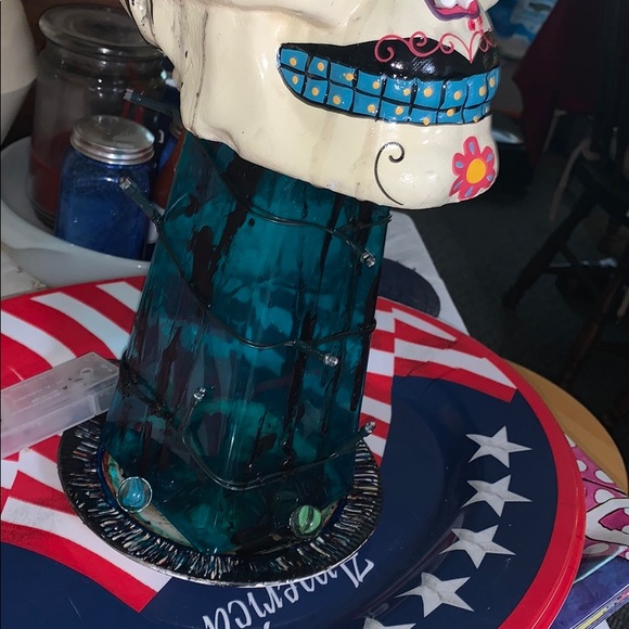 Halloween party centerpiece! Skull,shot out, decor - Picture 8 of 8